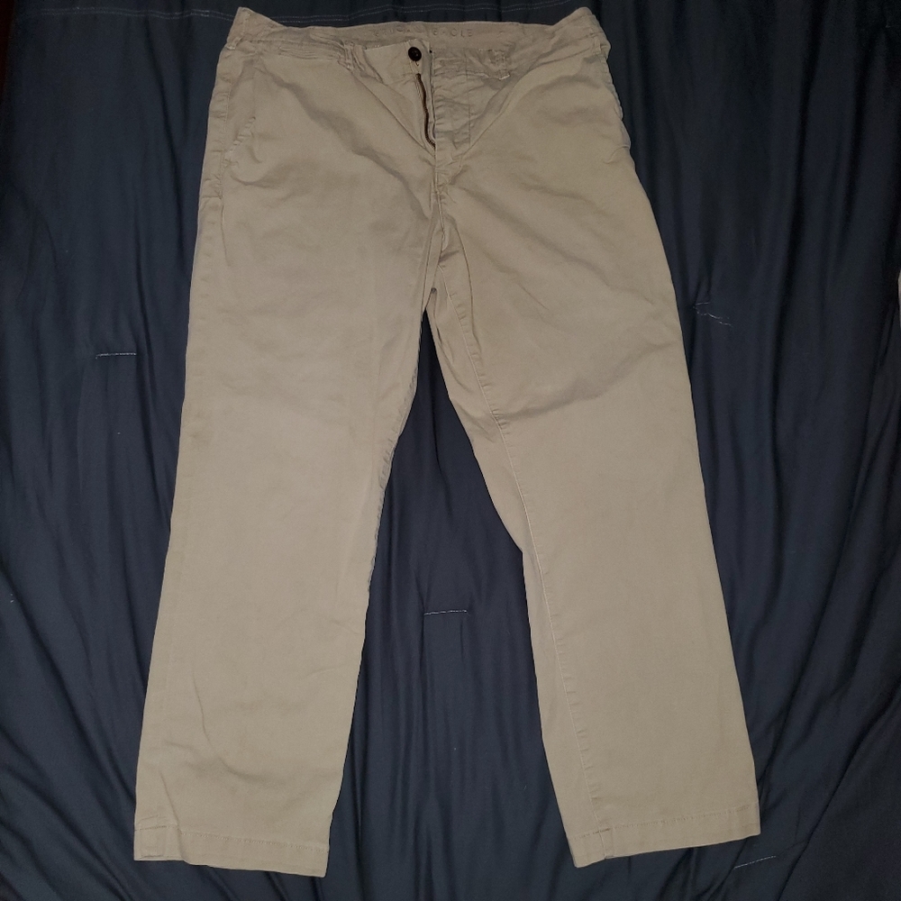 American Eagle Khackis